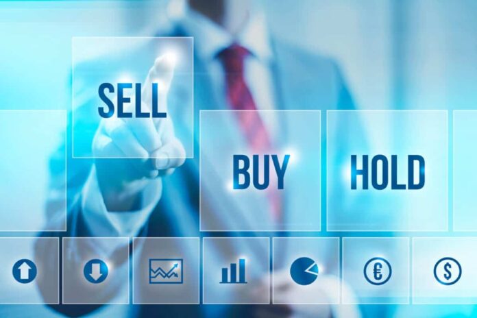 3 City brokers just said it’s time to sell Legal & General shares