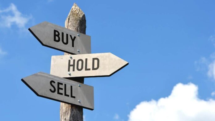 Up 151% in 5 years, is it time to sell my Lloyds shares?