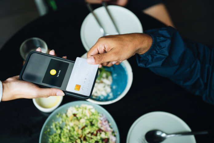 5 Things to Ask a Credit Card Processor Before Signing a Contract